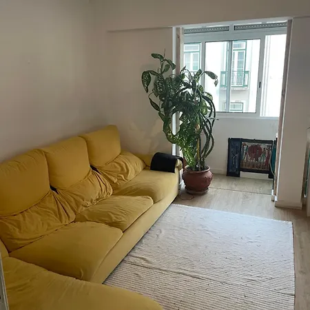 Amazing Apto Great Location! *